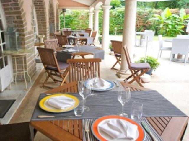Hotel Castel Du Pont D Oly Jurançon Zewnętrze zdjęcie