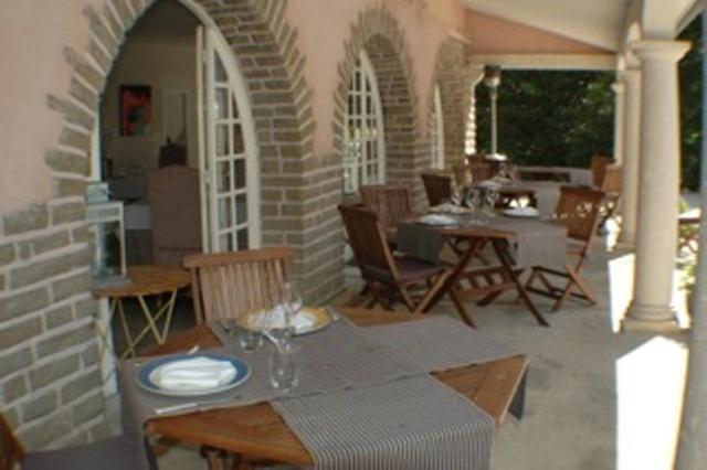 Hotel Castel Du Pont D Oly Jurançon Zewnętrze zdjęcie